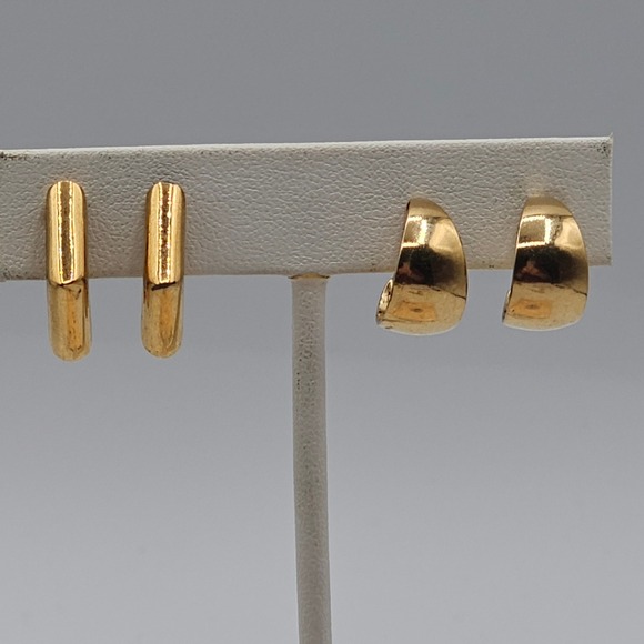 VTG Trifari + Monet Gold Tone Clip-On Earrings Stmt Elegant Classy Style Fashion - Picture 4 of 15